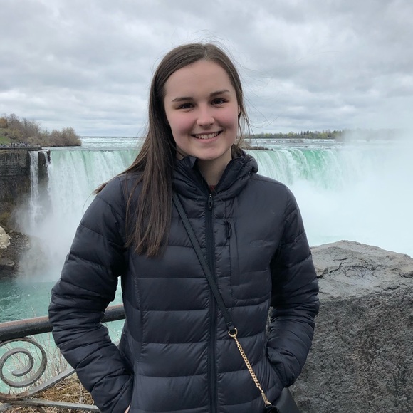 Meet your Posher, Laurence - Picture 1 of 1